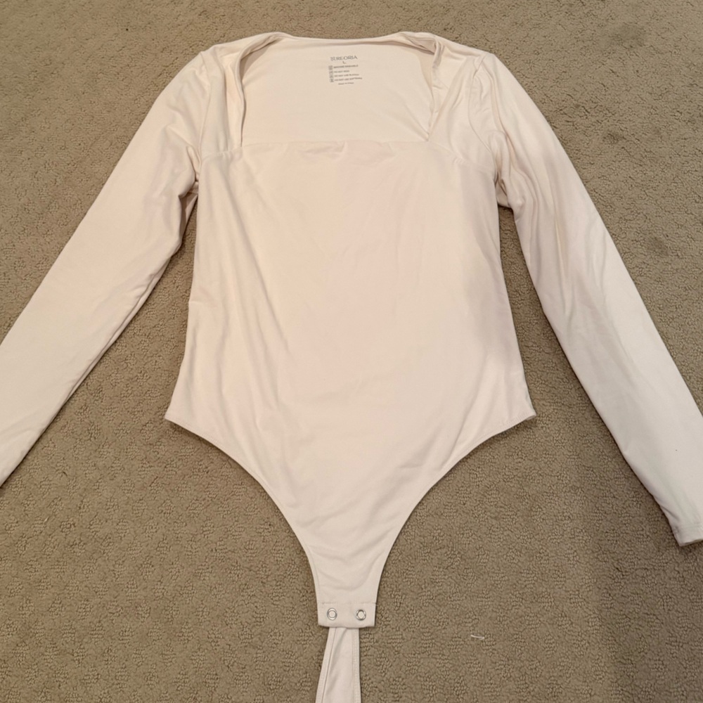 ReoRia Cream Long Sleeve Bodysuit